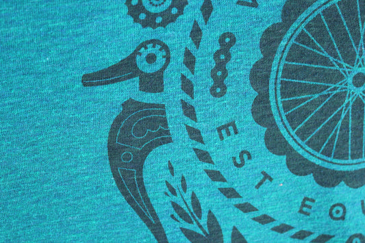 Vivendum Est Equitare T-Shirt